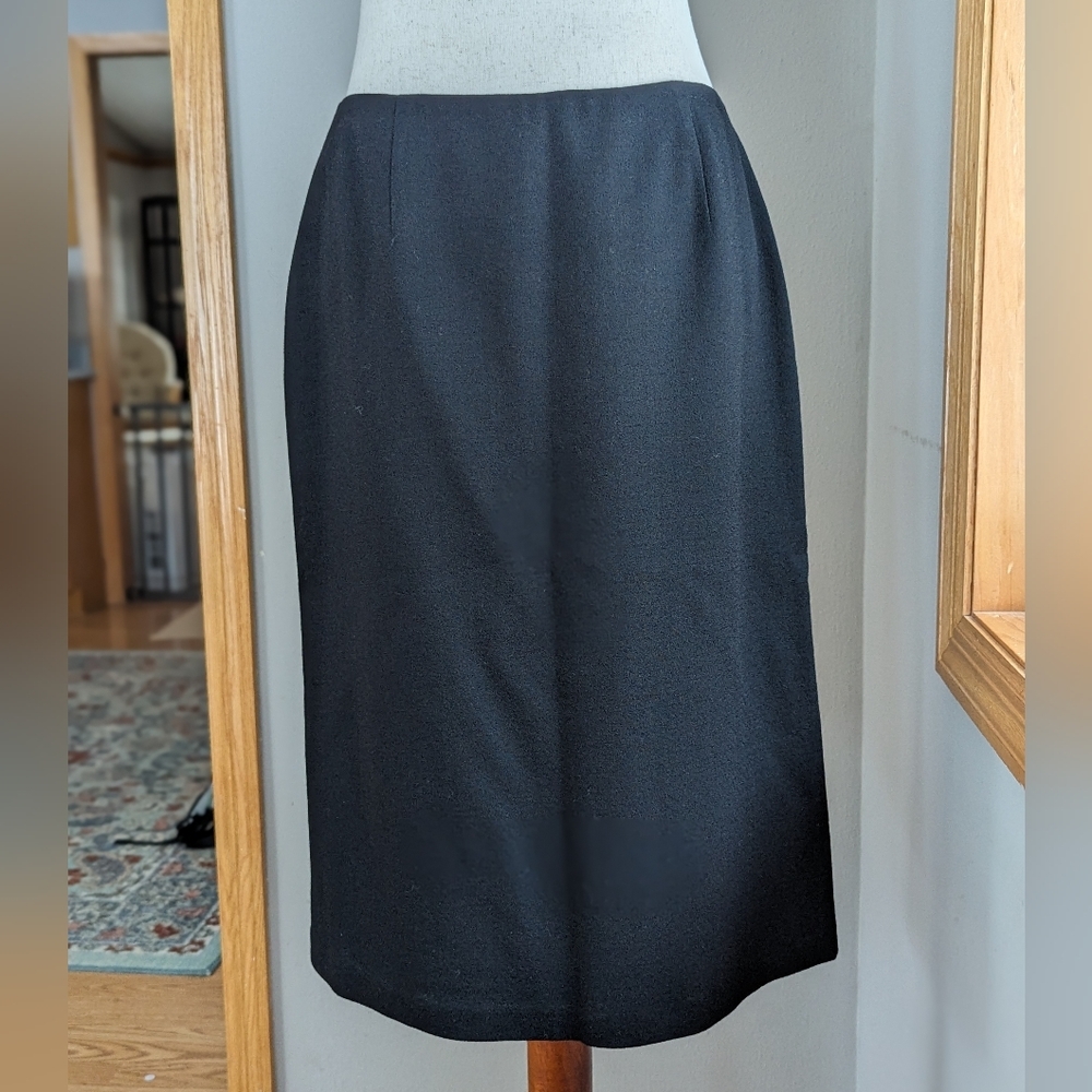 Vintage 100% Wool Womens Size 8 Pencil Skirt Black Solid Lined